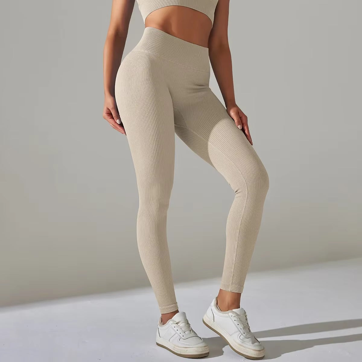 Novi Nikki - Seamless Legging