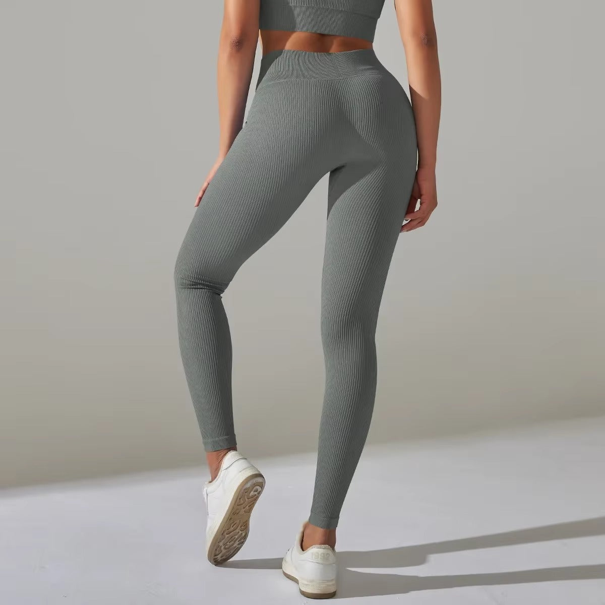 Novi Nikki - Seamless Legging